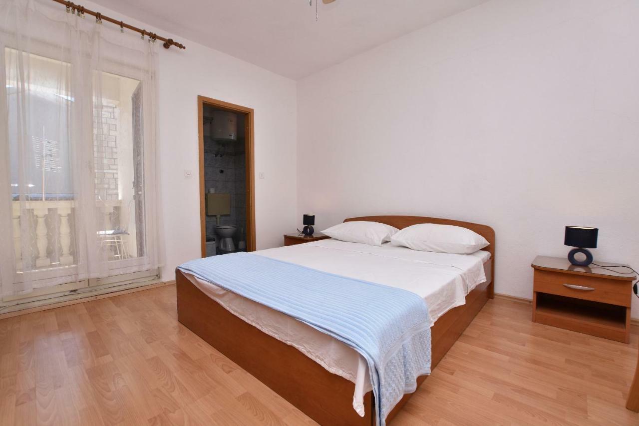 Apartments And Rooms Jakov Primosten Exterior photo